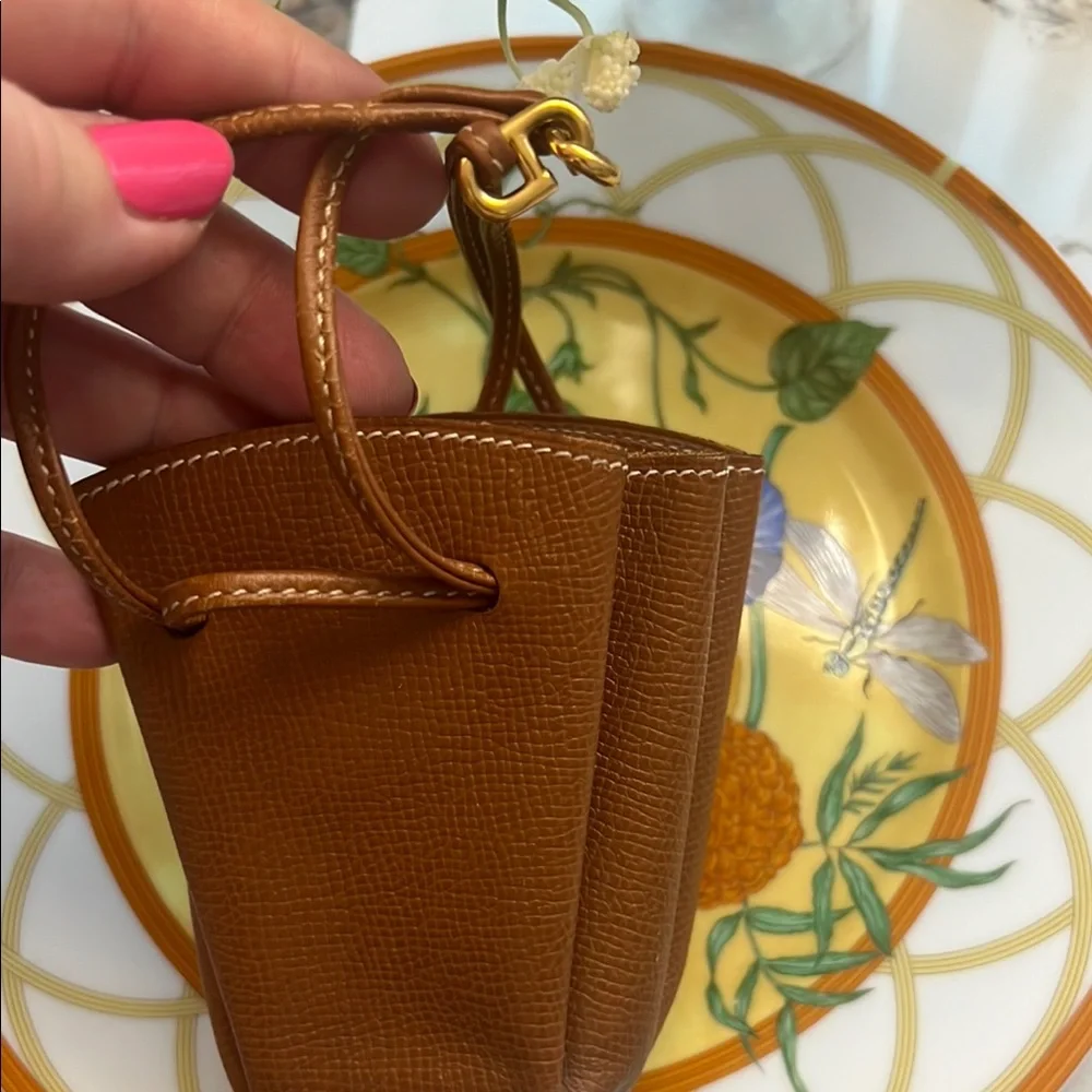 Hermes Brown Mini Bag with High-Quality Leather and Clean Stitching - Picture 7 of 12